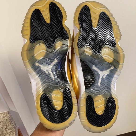 Retro 11s - Picture 3 of 3